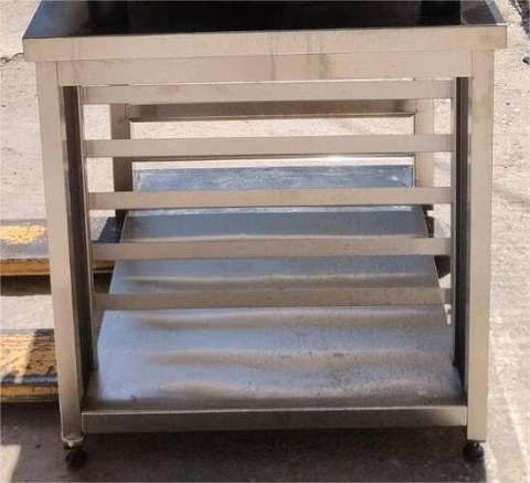 Βάση Φούρνου 84x77x82 Ανοξείδωτη 5 θέσεων 52x67Cm Μεταχειρισμένη